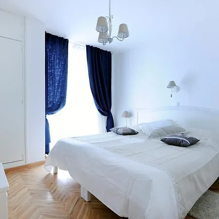 Guest house Tinel Old City Center