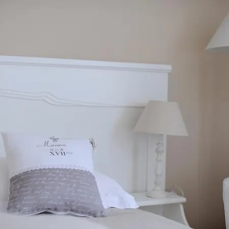 Guest house Tinel Old City Center