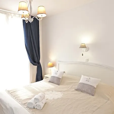 Tinel Old City Center 4* Zadar