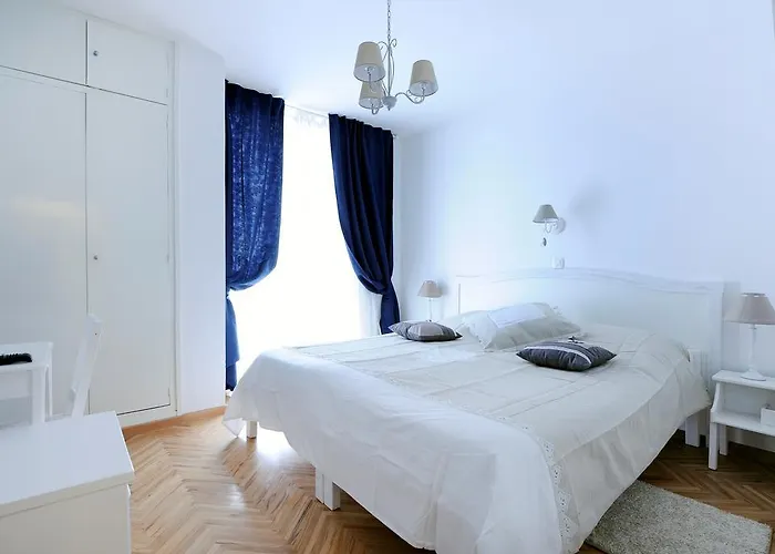 Guest house Tinel Old City Center