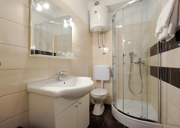 Guest house Tinel Old City Center 4*