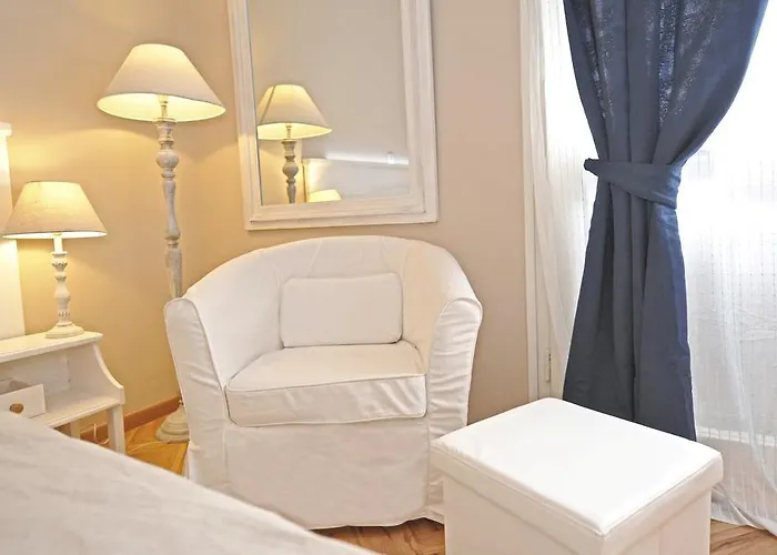 Tinel Old City Center Guest house